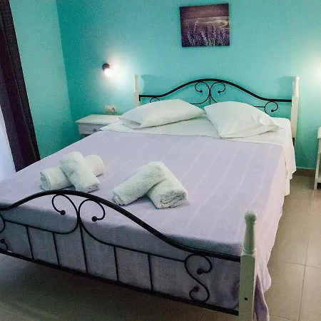 Peristera Lägenhetshotell Kateleios